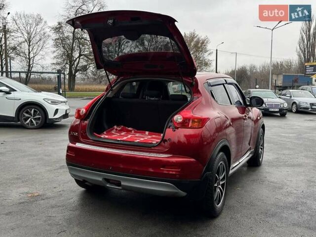 Красный Ниссан Жук, объемом двигателя 1.62 л и пробегом 130 тыс. км за 9999 $, фото 10 на Automoto.ua