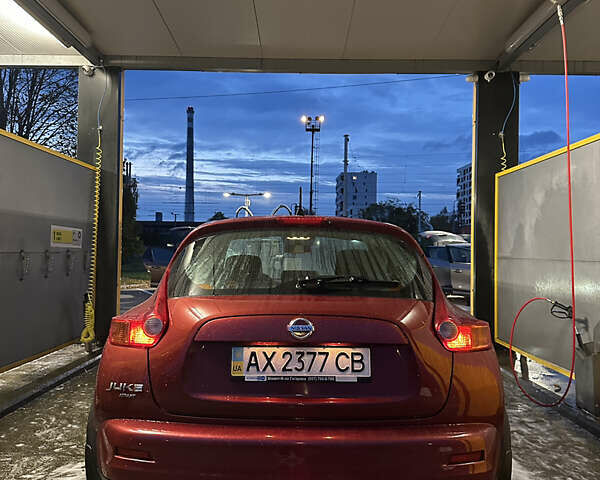 Красный Ниссан Жук, объемом двигателя 1.6 л и пробегом 181 тыс. км за 10499 $, фото 7 на Automoto.ua