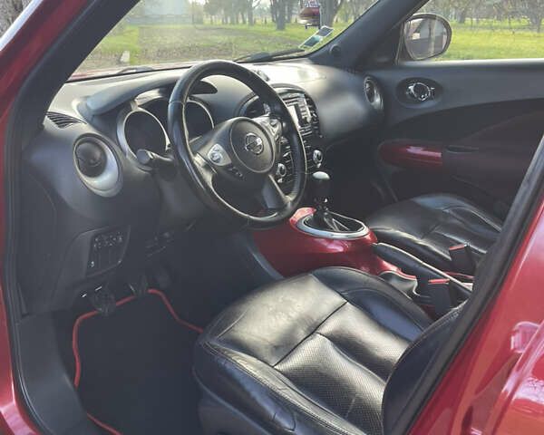 Красный Ниссан Жук, объемом двигателя 1.5 л и пробегом 197 тыс. км за 8950 $, фото 15 на Automoto.ua