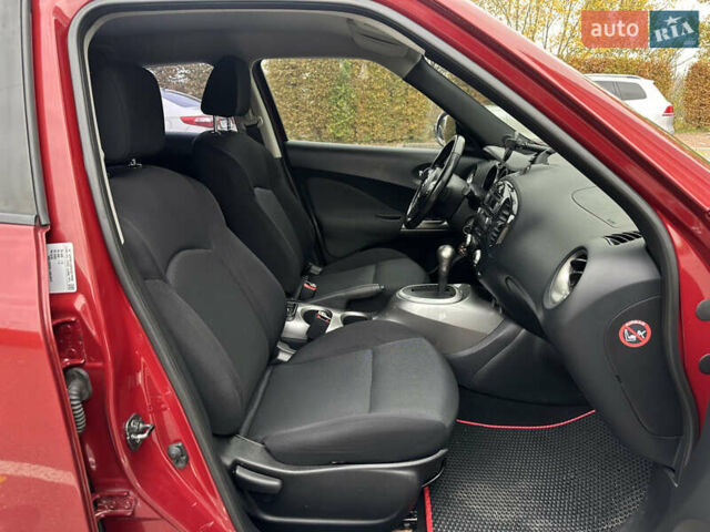 Красный Ниссан Жук, объемом двигателя 1.6 л и пробегом 130 тыс. км за 10500 $, фото 41 на Automoto.ua