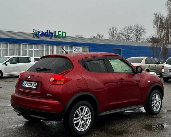 Красный Ниссан Жук, объемом двигателя 1.5 л и пробегом 73 тыс. км за 10799 $, фото 3 на Automoto.ua