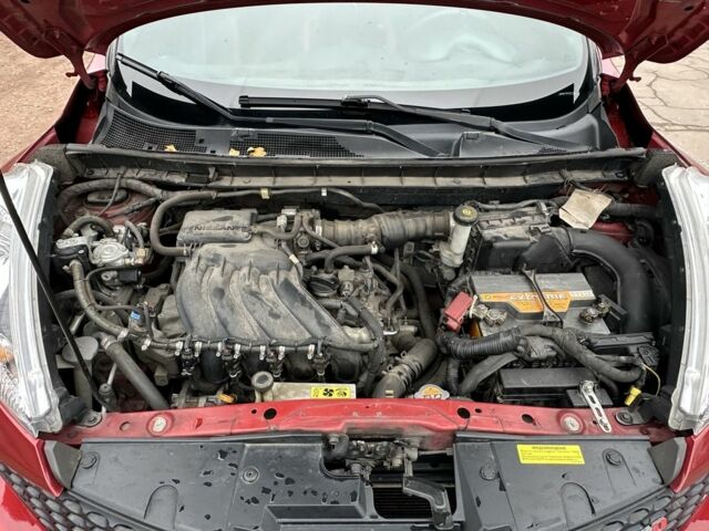 Красный Ниссан Жук, объемом двигателя 1.6 л и пробегом 214 тыс. км за 9000 $, фото 7 на Automoto.ua