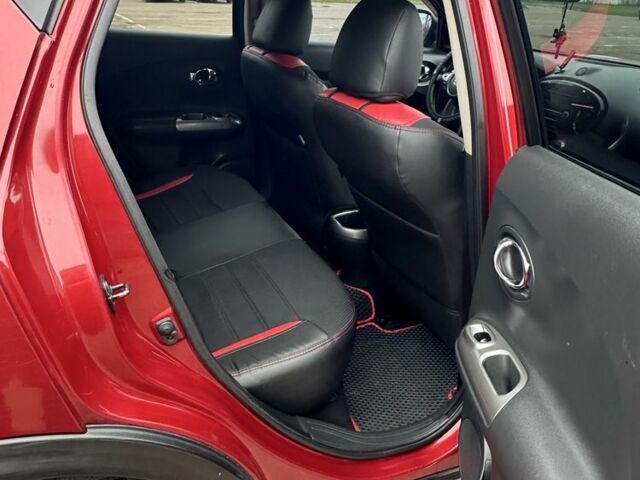 Красный Ниссан Жук, объемом двигателя 1.6 л и пробегом 214 тыс. км за 9000 $, фото 5 на Automoto.ua