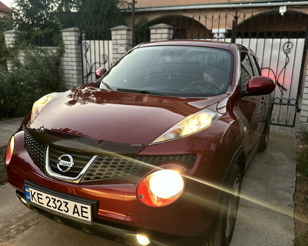 Красный Ниссан Жук, объемом двигателя 1.6 л и пробегом 168 тыс. км за 10900 $, фото 14 на Automoto.ua