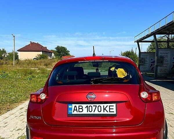 Червоний Ніссан Жук, об'ємом двигуна 1.6 л та пробігом 125 тис. км за 9700 $, фото 2 на Automoto.ua