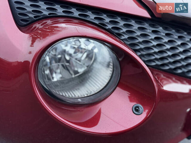 Червоний Ніссан Жук, об'ємом двигуна 1.6 л та пробігом 97 тис. км за 10750 $, фото 32 на Automoto.ua
