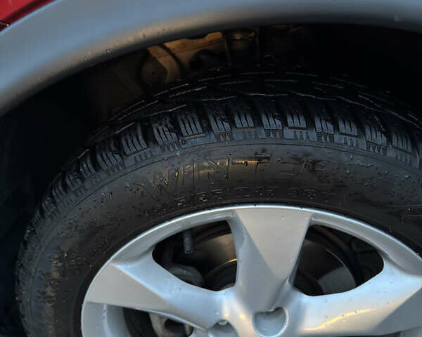 Красный Ниссан Жук, объемом двигателя 1.6 л и пробегом 96 тыс. км за 11200 $, фото 11 на Automoto.ua