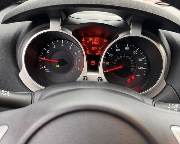 Червоний Ніссан Жук, об'ємом двигуна 1.6 л та пробігом 86 тис. км за 9999 $, фото 21 на Automoto.ua