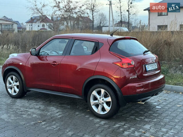 Красный Ниссан Жук, объемом двигателя 1.6 л и пробегом 96 тыс. км за 11200 $, фото 3 на Automoto.ua