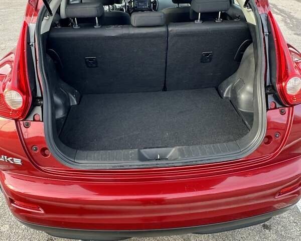 Красный Ниссан Жук, объемом двигателя 1.6 л и пробегом 117 тыс. км за 9900 $, фото 9 на Automoto.ua