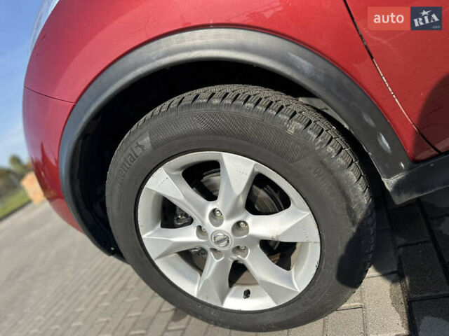 Красный Ниссан Жук, объемом двигателя 1.5 л и пробегом 239 тыс. км за 8600 $, фото 7 на Automoto.ua