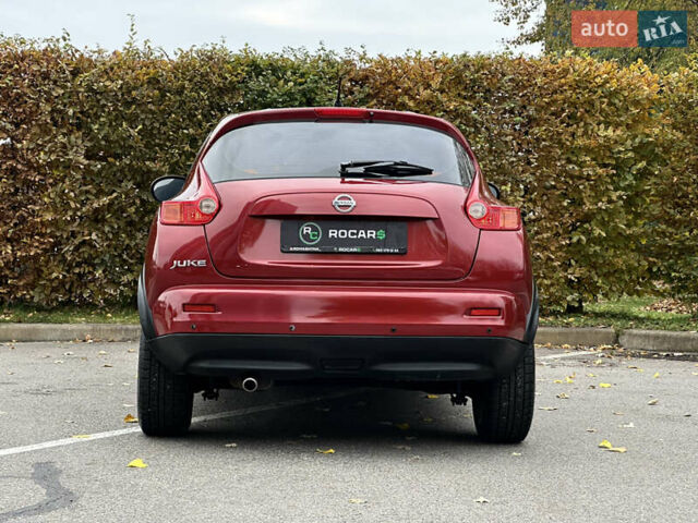 Красный Ниссан Жук, объемом двигателя 1.6 л и пробегом 130 тыс. км за 10500 $, фото 14 на Automoto.ua