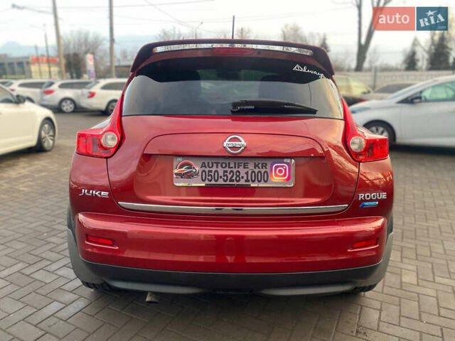 Красный Ниссан Жук, объемом двигателя 1.6 л и пробегом 172 тыс. км за 10300 $, фото 4 на Automoto.ua