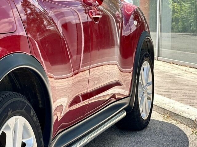 Красный Ниссан Жук, объемом двигателя 1.6 л и пробегом 123 тыс. км за 9000 $, фото 9 на Automoto.ua