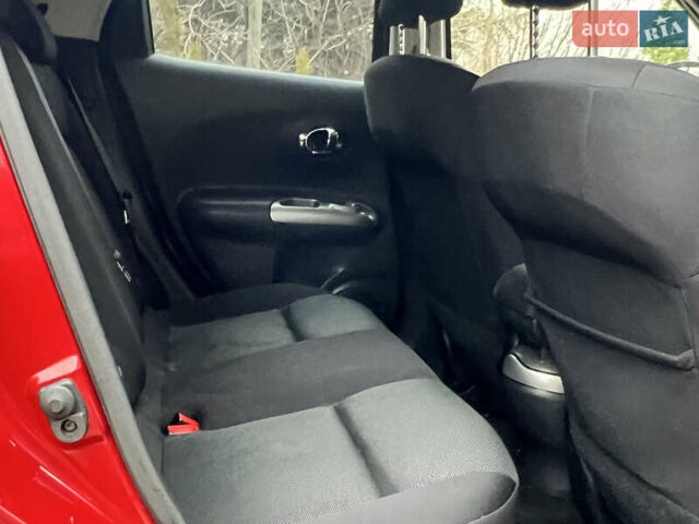 Червоний Ніссан Жук, об'ємом двигуна 1.6 л та пробігом 98 тис. км за 10999 $, фото 43 на Automoto.ua