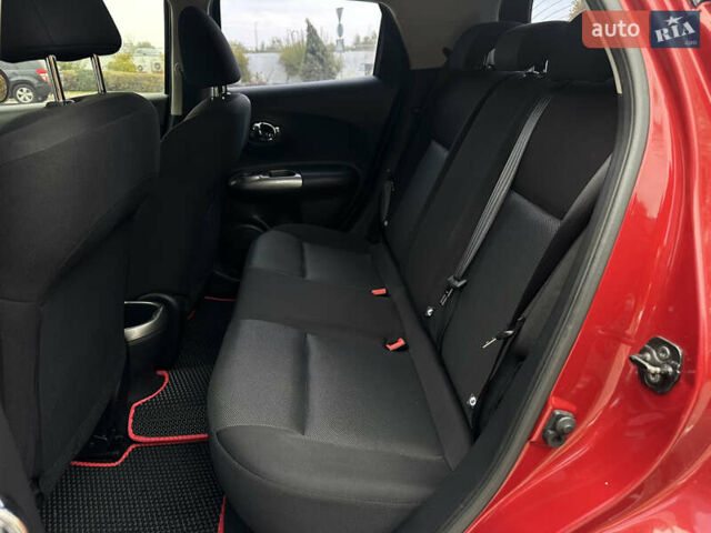 Красный Ниссан Жук, объемом двигателя 1.6 л и пробегом 130 тыс. км за 10500 $, фото 40 на Automoto.ua