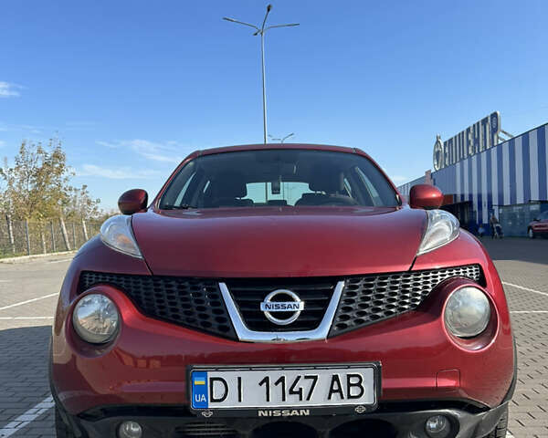 Красный Ниссан Жук, объемом двигателя 1.5 л и пробегом 239 тыс. км за 8600 $, фото 1 на Automoto.ua