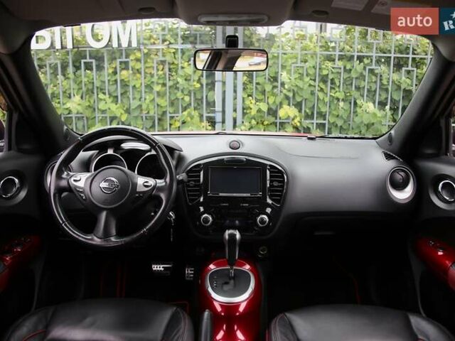 Красный Ниссан Жук, объемом двигателя 1.62 л и пробегом 154 тыс. км за 9900 $, фото 11 на Automoto.ua