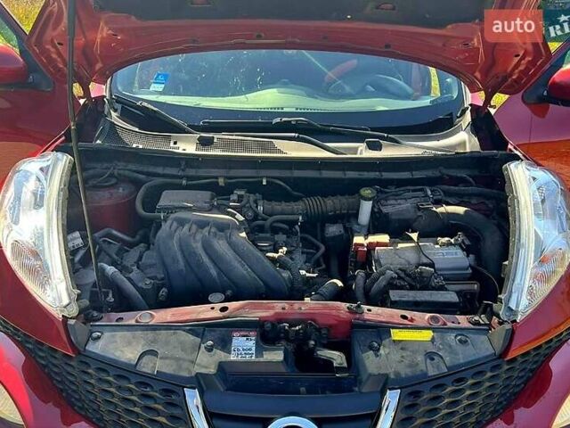 Червоний Ніссан Жук, об'ємом двигуна 1.6 л та пробігом 125 тис. км за 9700 $, фото 7 на Automoto.ua