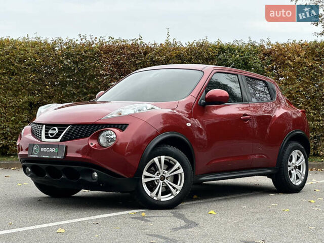 Красный Ниссан Жук, объемом двигателя 1.6 л и пробегом 130 тыс. км за 10500 $, фото 9 на Automoto.ua