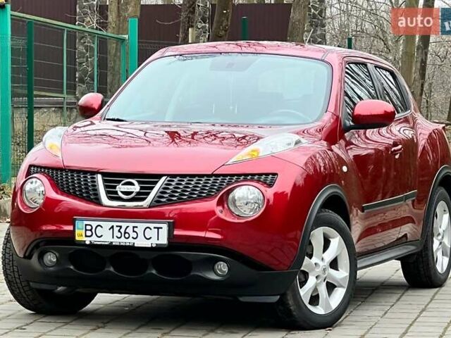 Червоний Ніссан Жук, об'ємом двигуна 1.6 л та пробігом 98 тис. км за 10999 $, фото 3 на Automoto.ua