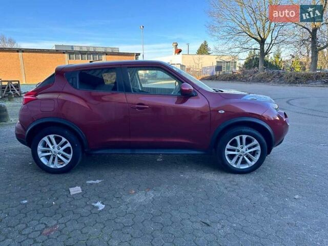 Красный Ниссан Жук, объемом двигателя 1.5 л и пробегом 155 тыс. км за 9800 $, фото 4 на Automoto.ua