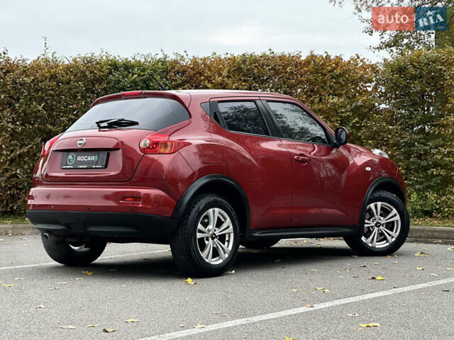 Красный Ниссан Жук, объемом двигателя 1.6 л и пробегом 130 тыс. км за 10500 $, фото 21 на Automoto.ua