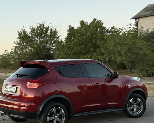 Красный Ниссан Жук, объемом двигателя 1.6 л и пробегом 168 тыс. км за 10900 $, фото 2 на Automoto.ua