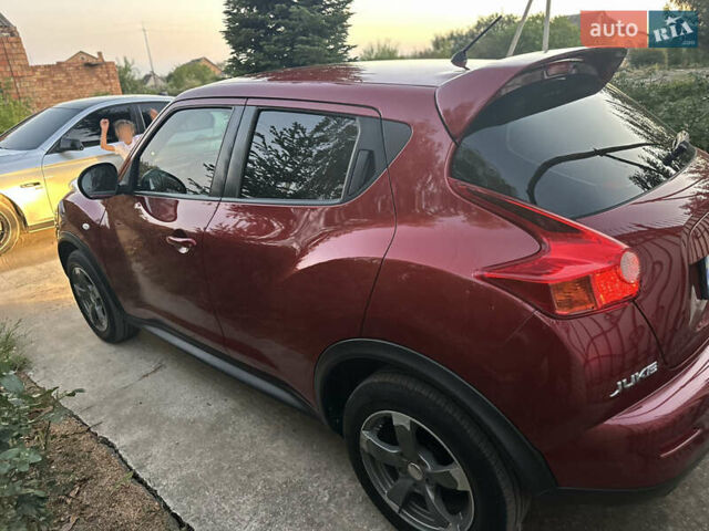 Красный Ниссан Жук, объемом двигателя 1.6 л и пробегом 168 тыс. км за 10900 $, фото 15 на Automoto.ua