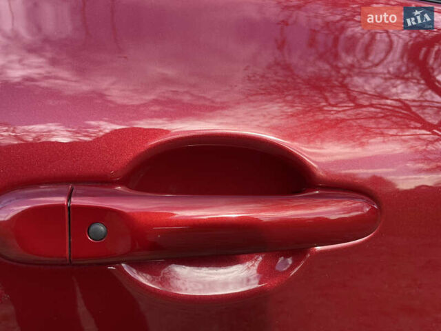 Красный Ниссан Жук, объемом двигателя 1.5 л и пробегом 197 тыс. км за 8950 $, фото 26 на Automoto.ua