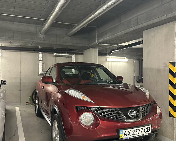 Красный Ниссан Жук, объемом двигателя 1.6 л и пробегом 181 тыс. км за 10499 $, фото 3 на Automoto.ua