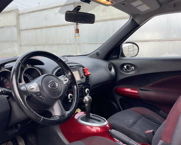 Красный Ниссан Жук, объемом двигателя 1.6 л и пробегом 147 тыс. км за 10500 $, фото 12 на Automoto.ua