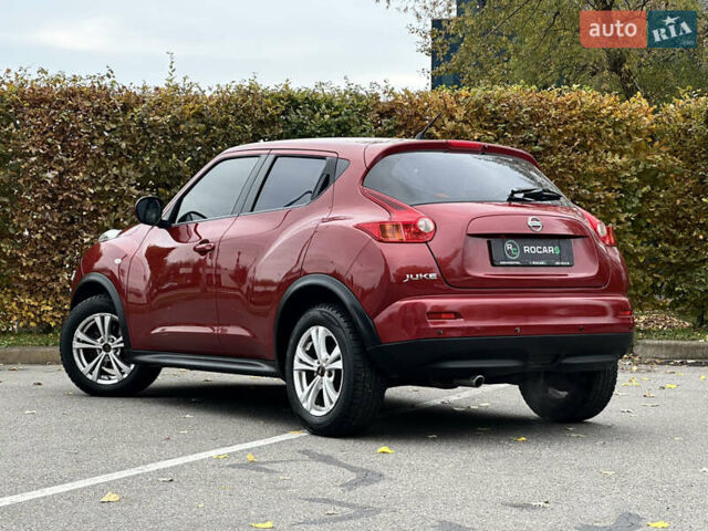 Красный Ниссан Жук, объемом двигателя 1.6 л и пробегом 130 тыс. км за 10500 $, фото 18 на Automoto.ua