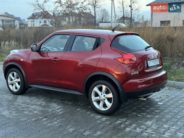 Красный Ниссан Жук, объемом двигателя 1.6 л и пробегом 96 тыс. км за 11200 $, фото 2 на Automoto.ua