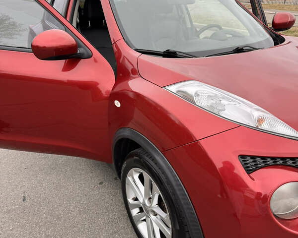 Червоний Ніссан Жук, об'ємом двигуна 1.6 л та пробігом 86 тис. км за 9999 $, фото 2 на Automoto.ua