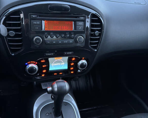 Красный Ниссан Жук, объемом двигателя 1.6 л и пробегом 96 тыс. км за 11200 $, фото 19 на Automoto.ua