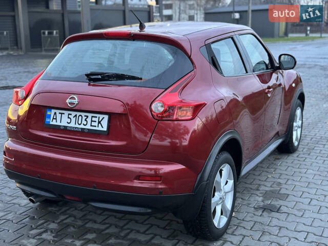 Красный Ниссан Жук, объемом двигателя 1.6 л и пробегом 96 тыс. км за 11200 $, фото 5 на Automoto.ua