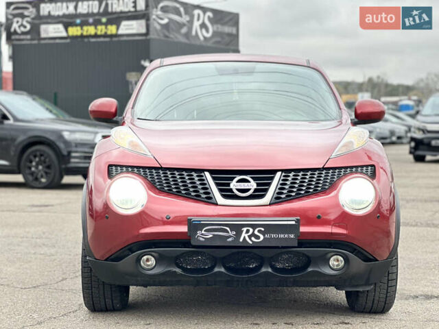 Красный Ниссан Жук, объемом двигателя 1.6 л и пробегом 130 тыс. км за 9999 $, фото 4 на Automoto.ua