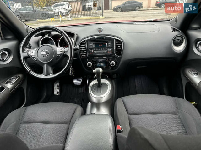 Красный Ниссан Жук, объемом двигателя 1.6 л и пробегом 130 тыс. км за 9999 $, фото 21 на Automoto.ua