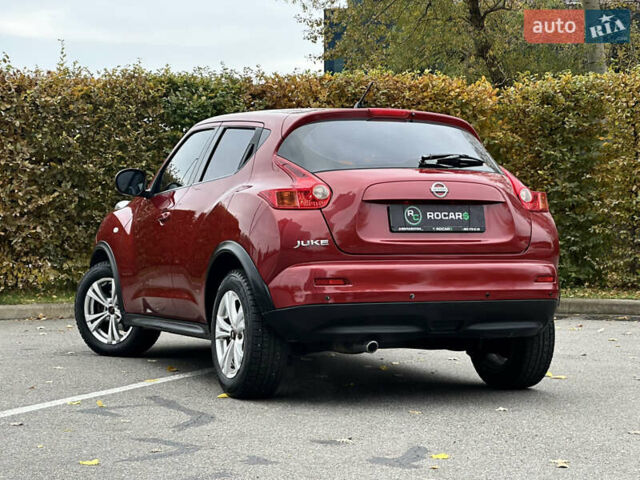 Красный Ниссан Жук, объемом двигателя 1.6 л и пробегом 130 тыс. км за 10500 $, фото 16 на Automoto.ua