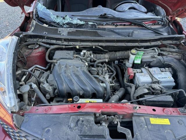 Червоний Ніссан Жук, об'ємом двигуна 1.6 л та пробігом 83 тис. км за 4600 $, фото 9 на Automoto.ua