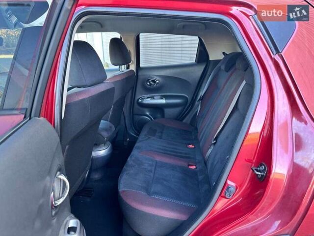 Красный Ниссан Жук, объемом двигателя 1.5 л и пробегом 155 тыс. км за 9800 $, фото 10 на Automoto.ua