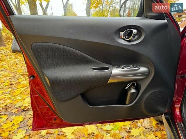 Красный Ниссан Жук, объемом двигателя 1.6 л и пробегом 131 тыс. км за 9990 $, фото 10 на Automoto.ua