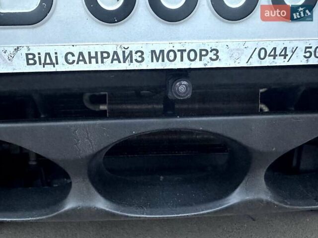 Червоний Ніссан Жук, об'ємом двигуна 1.6 л та пробігом 147 тис. км за 9999 $, фото 16 на Automoto.ua