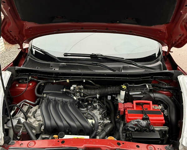 Красный Ниссан Жук, объемом двигателя 1.6 л и пробегом 93 тыс. км за 11000 $, фото 12 на Automoto.ua