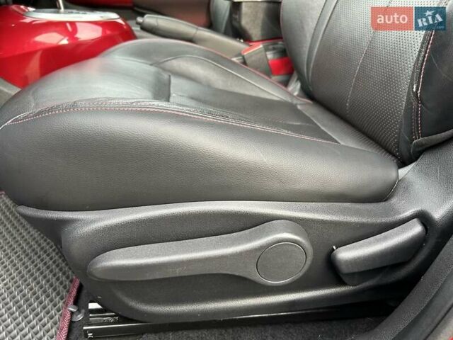 Красный Ниссан Жук, объемом двигателя 1.6 л и пробегом 219 тыс. км за 10200 $, фото 46 на Automoto.ua