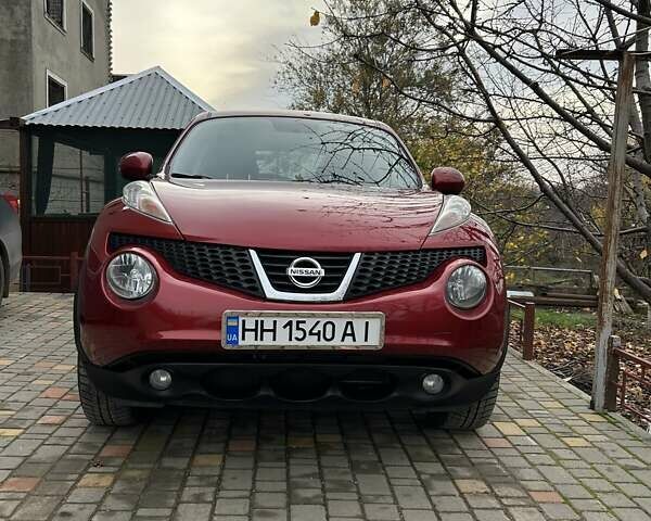 Красный Ниссан Жук, объемом двигателя 1.6 л и пробегом 219 тыс. км за 10200 $, фото 55 на Automoto.ua