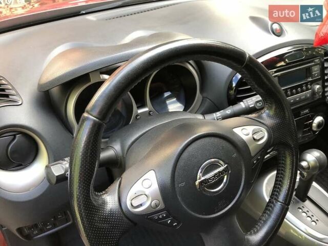 Красный Ниссан Жук, объемом двигателя 1.6 л и пробегом 131 тыс. км за 12600 $, фото 26 на Automoto.ua