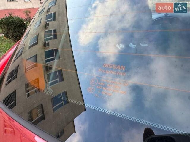 Красный Ниссан Жук, объемом двигателя 1.6 л и пробегом 170 тыс. км за 10300 $, фото 33 на Automoto.ua