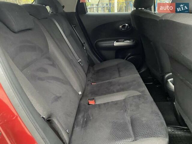 Красный Ниссан Жук, объемом двигателя 1.6 л и пробегом 56 тыс. км за 12200 $, фото 23 на Automoto.ua